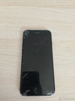 iPhone 8 - 8