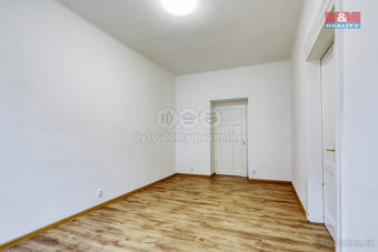 Pronájem bytu 3+kk, 78 m², Plzeň, ul. Dobrovského - 8