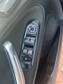 Galaxy 2tdi 7mist zaves 296tkm garazovane manual - 8