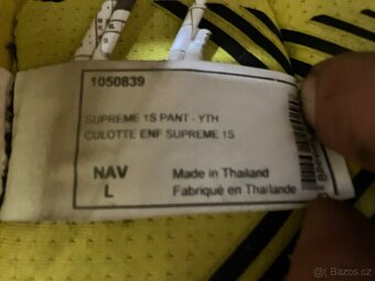 Hokejová výzbroj - 8