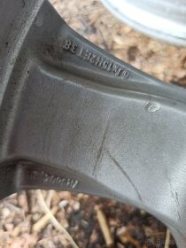 4X100,6JX15 ET 38-RENAULT, DACIA, HYUNDAI,KIA, MAZDA,VW,SEAT - 8