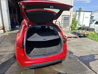 KIA CEED SW 1,6 CRDI 94KW - 8