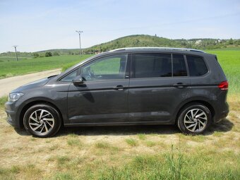 Volkswagen Touran 1.2TSi 81kW TAŽ Z. L+Z PNEU 2017 - 8