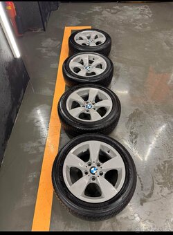 BMW e90 325i lci - 8