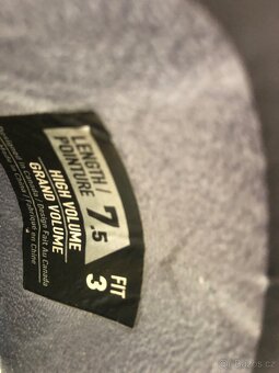 Brusle Bauer Vapor Hyperlite vel 7,5 FIT 3 - 8