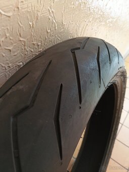 Pirelli Diablo Rosso 3 120/70-17 pneu - 8