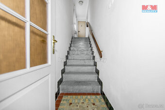 Prodej dvougeneračního rodinného domu, 716 m² obec Krašovice - 8
