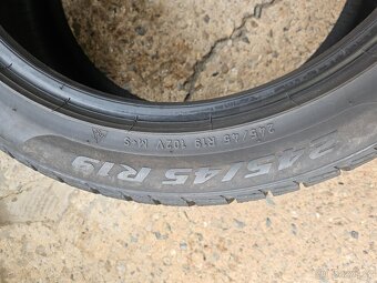 245/45R19 102V XL Winter Sottozero 3 MO PIRELLI - 8