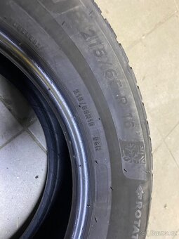 Pneu 215/65/16 C - 8