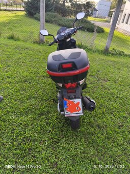 Skutr-Raptur 125 - 8