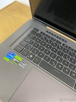 Notebook ASUS ROG Zephyrus G16 - WQXGA 165Hz/i7/16GB/512GB - 8