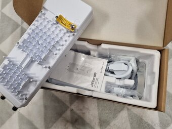 Ubiquiti AirFiber 5XHD - jednotka 5GHz pro PtP spoje 1Gbps+ - 8