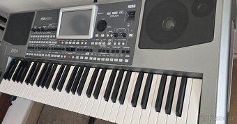 Korg pa 900 - 8