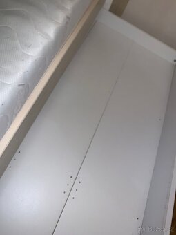 Patrová postel pro tři osoby - 8