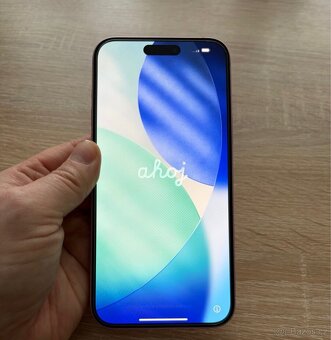 Apple iPhone 15 Plus 128GB růžová - 8