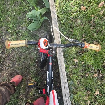 Detske kolo 16, Superior - 8