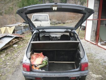 Peugeot 205 diesel - 8