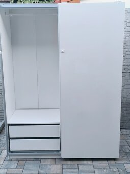 Prodám šatní skříň IKEA PAX - 8