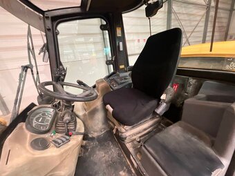 NAKLADAČ MECALAC A 700 OTOČNÁ LŽÍCE - 8