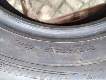 215/65/16 zimni pneu HANKOOK a GOODYEAR 215/65 R16 - 8