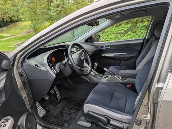 Honda civic 8 - 1.8 VTEC - Benzin - 8