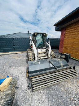 Predám BOBCAT S300H (highflow prietok 160L za min),2006,58kw - 8