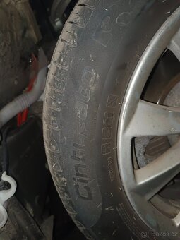 BMW kola F10 F11 pneu Pirelli Cinturato 225/55 R17 - 8