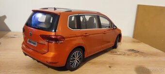VW Touran 1:18 - 8