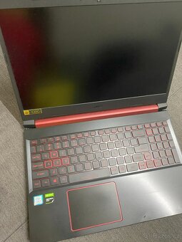 Acer Nitro 5, AN515-54-55ZS - 8