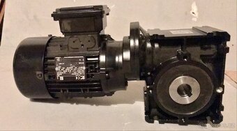 Elektromotory s převodovkou - 8