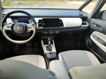 Zánovní Honda Jazz Hybrid, ČR, záruka - 8