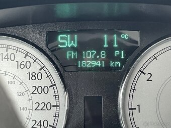Chrysler 300C - 8