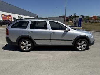 Škoda Octavia Scout 4x4 2.0TDi 103kW manuál, 9/2008 původ ČR - 8