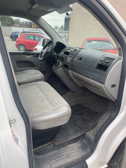 VW Transporter T5.1, 2.0tdi 75kW, r.v 2010 - 8