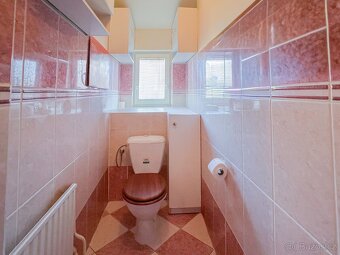 Prodej dvougeneračního domu ve Švihově - 8