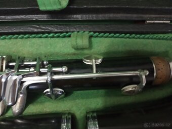 Prodám B Klarinet Amati - 8
