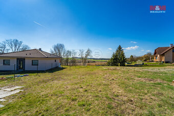 Prodej pozemku k bydlení, 808 m², Skořice - 8