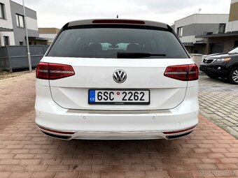 VW Passat 2.0 TDI, DSG, 140 kW, r. 2019, Highline, kůže, DPH - 8