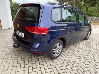 VW Touran 2017 1.6tdi 85kw Webasto Panorama 7míst Tažné - 8