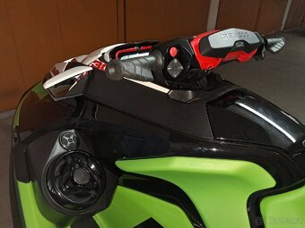 SEA DOO RXT X 300 - 8