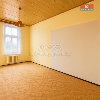 Prodej bytu 3+1, 117 m²,OV, s garáží, Louny, ul. Poděbradova - 8