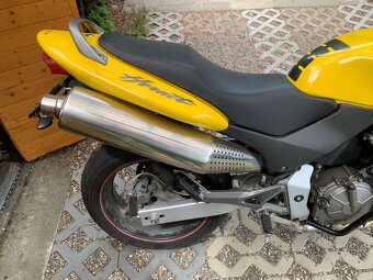 Honda Hornet CB600F 2002 35 kW - 8