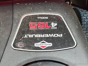 Prodám zahradní traktor Mountfield 1640H – rok 2011 - 8