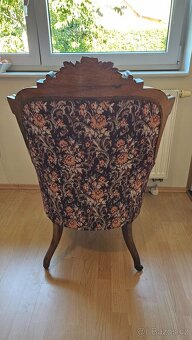 Starožitný nábytek - 8