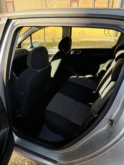 Peugeot 307 1.6 81 kW 2005 - 8