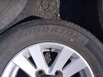 Suzuki Jimny 5x139,7 vč. pneu. 205/70 R 15 - 8