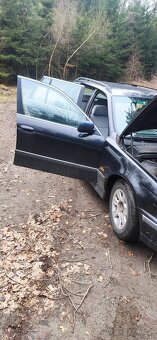 BMW E39 523i Touring na díly - 8