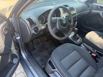 Škodu Octavii II 1.6 TDI (77 kW), r.v. 2012 – sedan, - 8