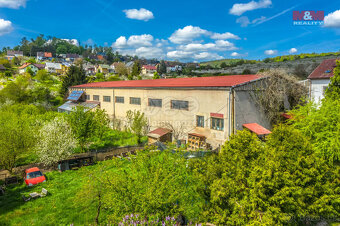 Prodej komerčního objektu,920 m², Benešov n.P. ul. Wolkerova - 8
