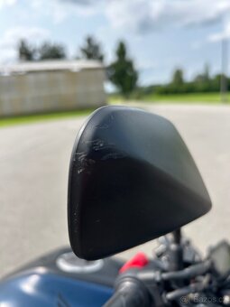 Honda CB125R - 8